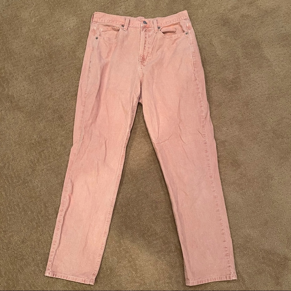 american eagle mom jeans. pink and corduroy. size 6 regular